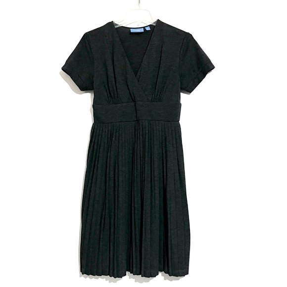 Simply Vera Gray Soft Knit Wrap Empire Short Sleeve Dress - Picture 4 of 11
